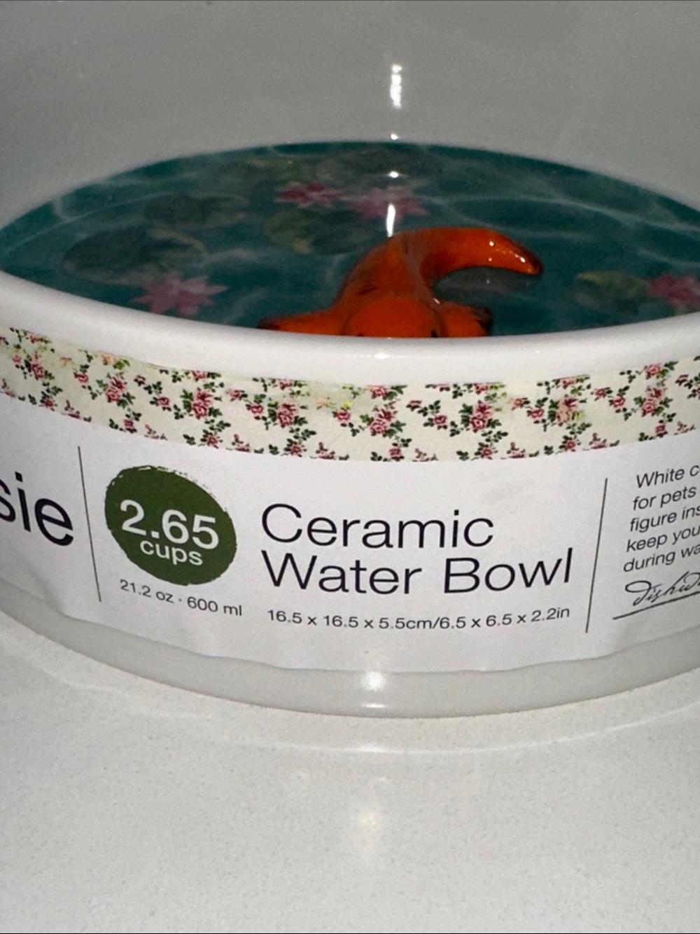 Kensie White Ceramic Bowl with Turquoise Floral Interior and Orange Fish - Picture 2 of 4